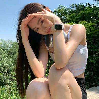 一个新足球